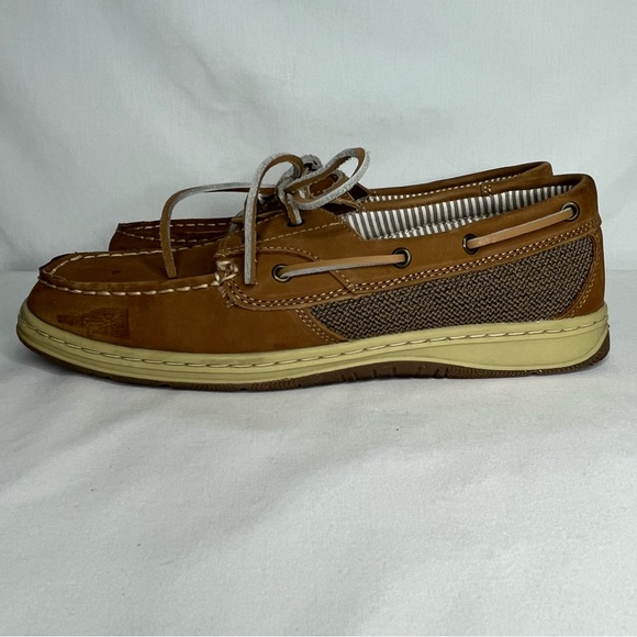 Magellan Outdoors Women’s Boat Shoes Size 11B Brown Leather - Picture 4 of 13